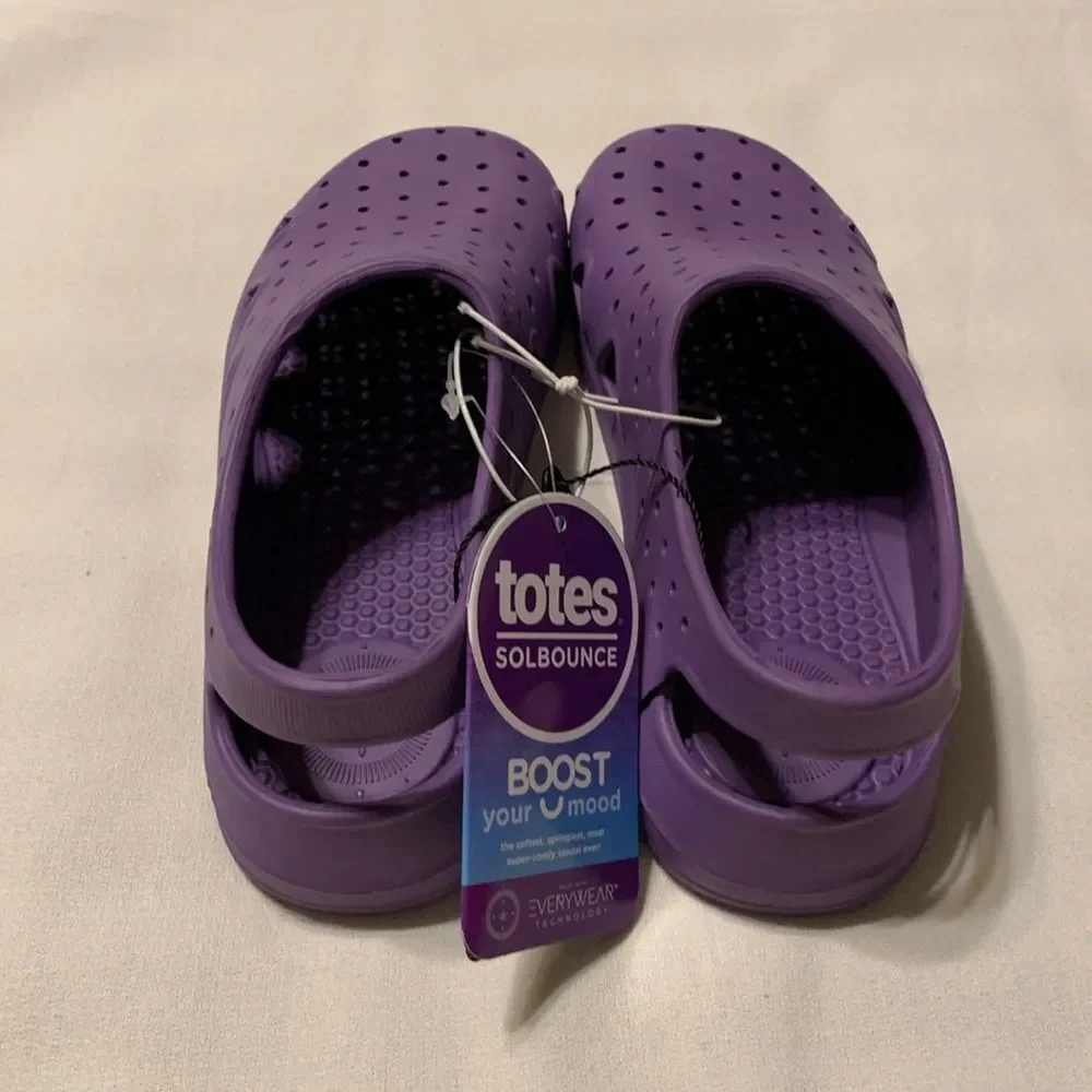 TOTES Red Water Shoes with Ventilation and Slip-On Design